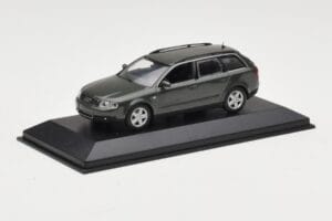 Audi A6 C5 Avant Gris Foncé Minichamps 1:43 AUDI006 Métal Moulé — image 2 sur 4