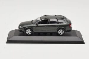 Audi A6 C5 Avant Gris Foncé Minichamps 1:43 AUDI006 Métal Moulé