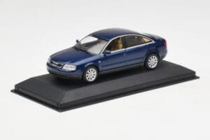 Audi A6 C5 Bleu Foncé Minichamps 1:43 132093 Métal Moulé — image 2 sur 4