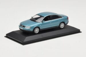 Audi A6 C5 Bleu Clair Minichamps 1:43 AUDI004 Métal Moulé — image 2 sur 4