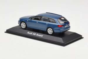 Audi A6 C6 Avant Stratos Blue Minichamps 1:43 5010406223 Métal Moulé — image 3 sur 4