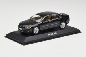 Audi A8 D3 Phantom Noir Minichamps 1:43 5010508133 Métal Moulé — image 2 sur 4