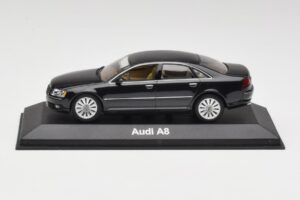 Audi A8 D3 Phantom Noir Minichamps 1:43 5010508133 Métal Moulé