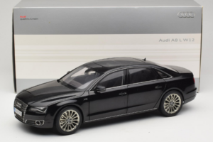 Audi A8L D3 W12 Phantom Black Kyosho 1:18 5011008125 Métal Moulé — image 8 sur 8