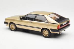 Audi Coupe GT B2 Or MCG 1:18 MCG18414 Métal Moulé — image 5 sur 6