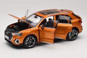 Audi Q3 F3 Orange Metallic Paudi Model 1:18 05962Q32019 Métal Moulé — image 2 sur 8