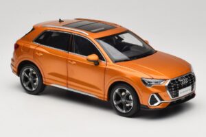 Audi Q3 F3 Orange Metallic Paudi Model 1:18 05962Q32019 Métal Moulé — image 6 sur 8