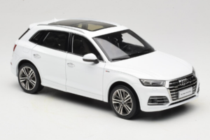 Audi Q5L FY Blanc Paudi Model 1:18 30694 Métal Moulé — image 6 sur 8