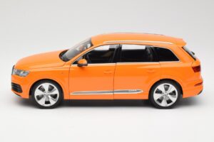 Audi Q7 4M Orange Métallisé Minichamps 1:18 110014004 Métal Moulé — image 4 sur 8