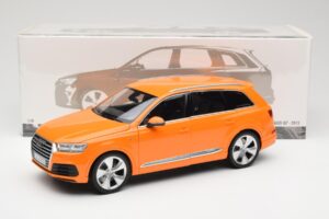 Audi Q7 4M Orange Métallisé Minichamps 1:18 110014004 Métal Moulé — image 8 sur 8