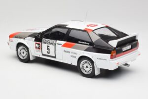 Audi Quattro #5 H. Mikkola / A. Hertz 1000 Lakes Rally 1982 IXO 1:18 18RMC094B Métal Moulé — image 5 sur 6