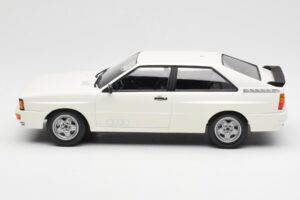 Audi Quattro Blanc Minichamps 1:18 155016120 Métal Moulé — image 3 sur 6