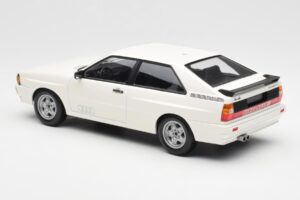 Audi Quattro Blanc Minichamps 1:18 155016120 Métal Moulé — image 5 sur 6