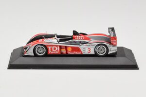 Audi R10 TDI LMP1 #3 L. Luhr / A. Premat / M. Rockenfeller 24 Hours of Le Mans 2008 Minichamps 1:43 400089903 Métal Moulé