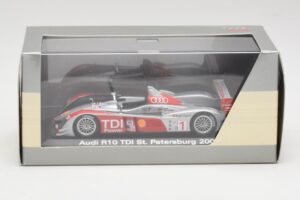 Audi R10 TDI #1 R. Capello / A. McNish / T. Kristensen 24 Hours of Le Mans 2007 Minichamps 1:43 5020700243 Métal Moulé — image 4 sur 4