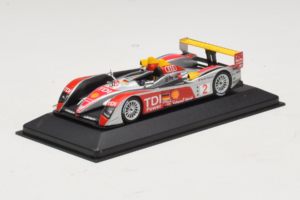Audi R10 TDI LMP1 #2 R. Capello / T. Kristensen 2007 Minichamps 1:43 400071602 Métal Moulé — image 2 sur 4