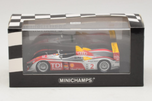 Audi R10 TDI LMP1 #2 R. Capello / T. Kristensen 2007 Minichamps 1:43 400071602 Métal Moulé — image 4 sur 4