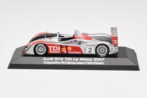 Audi R10 TDI LMP1 #2 R. Capello / T. Kristensen / A. McNish 24 Hours of Le Mans 2007 Minichamps 1:43 5020700223 Métal Moulé