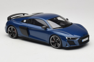 Audi R8 Ascari Blue Jada 1:18 5011918451 Métal Moulé — image 4 sur 6
