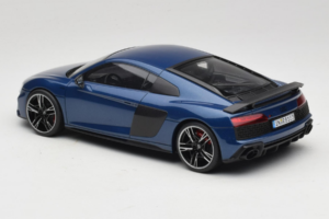 Audi R8 Ascari Blue Jada 1:18 5011918451 Métal Moulé — image 5 sur 6