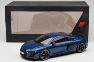 Audi R8 Ascari Blue Jada 1:18 5011918451 Métal Moulé — image 6 sur 6