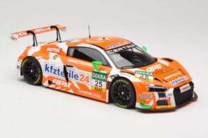 Audi R8 LMS #25 kfzteile24 D. Dobitsch / E. Sandstrom ADAC GT Masters 2016 Minichamps 1:18 155161125 Métal Moulé — image 4 sur 6