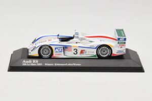 Audi R8 LMP1 #3 J. Lehto / M. Werner / T. Kristensen 24 Hours of Le Mans Winner 2005 Minichamps 1:43 400051303 Métal Moulé