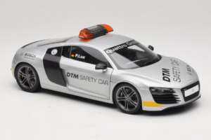 Audi R8 Safety Car 24 Hours of Le Mans 2008 Kyosho 1:18 09214DTM Métal Moulé — image 6 sur 8