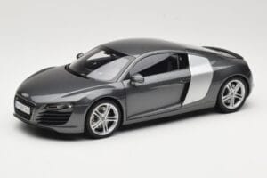 Audi R8 Type 42 4.2 Daytona Grey Kyosho 1:18 5010618425 Métal Moulé