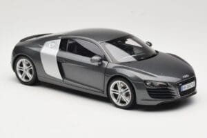 Audi R8 Type 42 4.2 Daytona Grey Kyosho 1:18 5010618425 Métal Moulé — image 6 sur 8