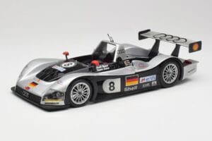 Audi R8R LMP #8 F. Biela / E. Pirro / D. Theys 24 Hours of Le Mans 1999 Maisto 1:18 538881 Métal Moulé
