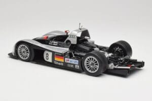 Audi R8R LMP #8 F. Biela / E. Pirro / D. Theys 24 Hours of Le Mans 1999 Maisto 1:18 538881 Métal Moulé — image 5 sur 8