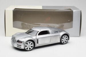 Audi Rosemeyer Argent Maisto 1:18 20000001438 Métal Moulé — image 8 sur 8