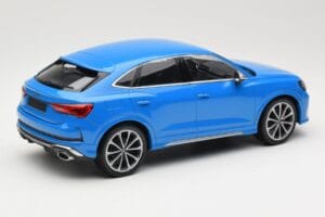 Audi RS Q3 F3 Sportback Bleu Minichamps 1:18 155018101 Métal Moulé — image 2 sur 6