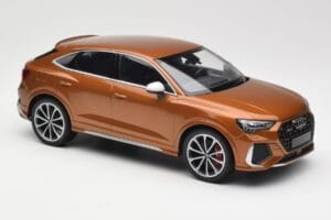 Audi RS Q3 Sportback 8U Brown Metallic Minichamps 1:18 155018104 Métal Moulé — image 4 sur 6