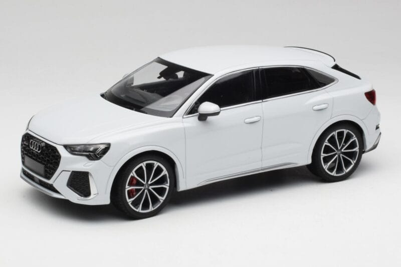 Audi RS Q3 F3 Sportback Glacier White Metallic Minichamps 1:18 155018105 Métal Moulé
