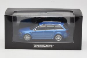 Audi RS4 B7 Avant Blue Metallic Minichamps 1:43 AUDI010 Métal Moulé — image 4 sur 4