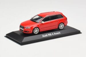 Audi RS4 B7 Avant Rouge Minichamps 1:43 5010509213 Métal Moulé — image 2 sur 4
