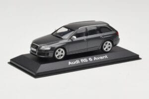Audi RS6 C5 Avant Daytona Grey Minichamps 1:43 5010710233 Métal Moulé — image 2 sur 4