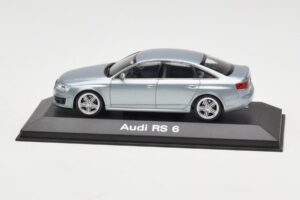 Audi RS6 C6 Monza Silver Minichamps 1:43 5010810113 Métal Moulé