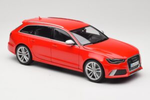 Audi RS6 C7 Avant Rouge Minichamps 1:18 110012011 Métal Moulé — image 6 sur 8