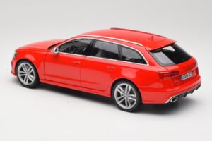Audi RS6 C7 Avant Rouge Minichamps 1:18 110012011 Métal Moulé — image 7 sur 8