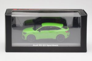 Audi RSQ3 F3 Sportback Vert Minichamps 1:43 5012013631 Métal Moulé — image 4 sur 4