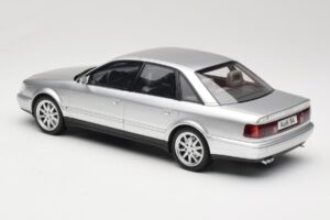 Audi S4 C4 4.2 V8 Crystal Silver Otto 1:18 OT464 Résine — image 5 sur 6