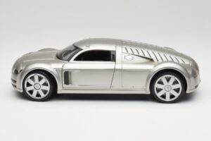 Audi Rosemeyer Argent Maisto 1:18 31625 Métal Moulé — image 4 sur 8