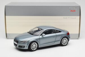 Audi TT 8J Condor Gris Minichamps 1:18 5010500415 Métal Moulé — image 8 sur 8