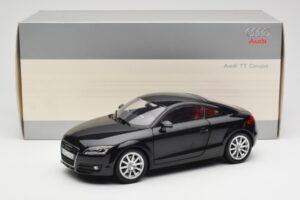 Audi TT 8J Phantom Noir Minichamps 1:18 5010500425 Métal Moulé — image 8 sur 8