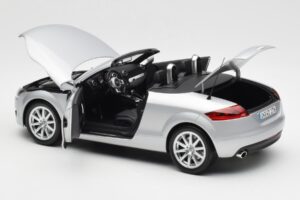 Audi TT 8J Roadster Argent Clair Minichamps 1:18 5010500515 Métal Moulé — image 5 sur 8