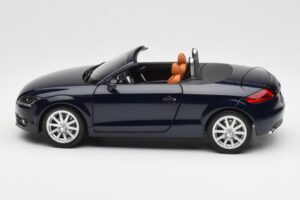 Audi TT 8J Roadster Bleu Mer Profonde Minichamps 1:18 5010500525 Métal Moulé — image 4 sur 8