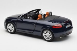 Audi TT 8J Roadster Bleu Mer Profonde Minichamps 1:18 5010500525 Métal Moulé — image 7 sur 8